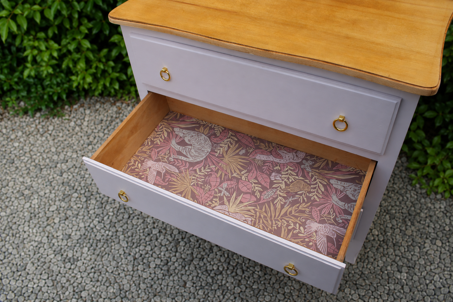 Charmante commode 3 tiroirs entièrement rénovée