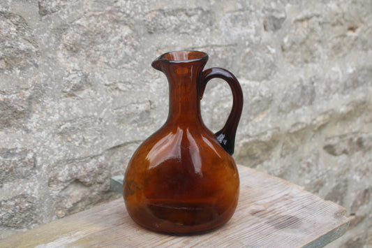 Superbe pichet en verre soufflé bullé, façon Biot