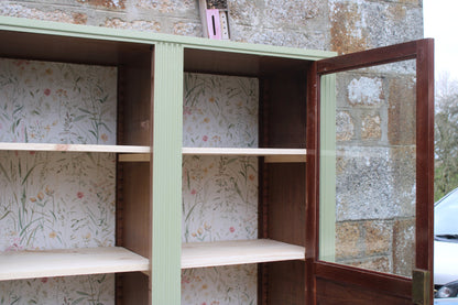 Vitrine ancienne rénovée – vert Lézard (Pure & Paint) - VENDU