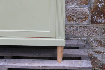 Vitrine ancienne rénovée – vert Lézard (Pure & Paint) - VENDU