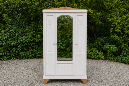 Armoire Art déco de 1932 rénovée – 3 portes et miroir biseauté