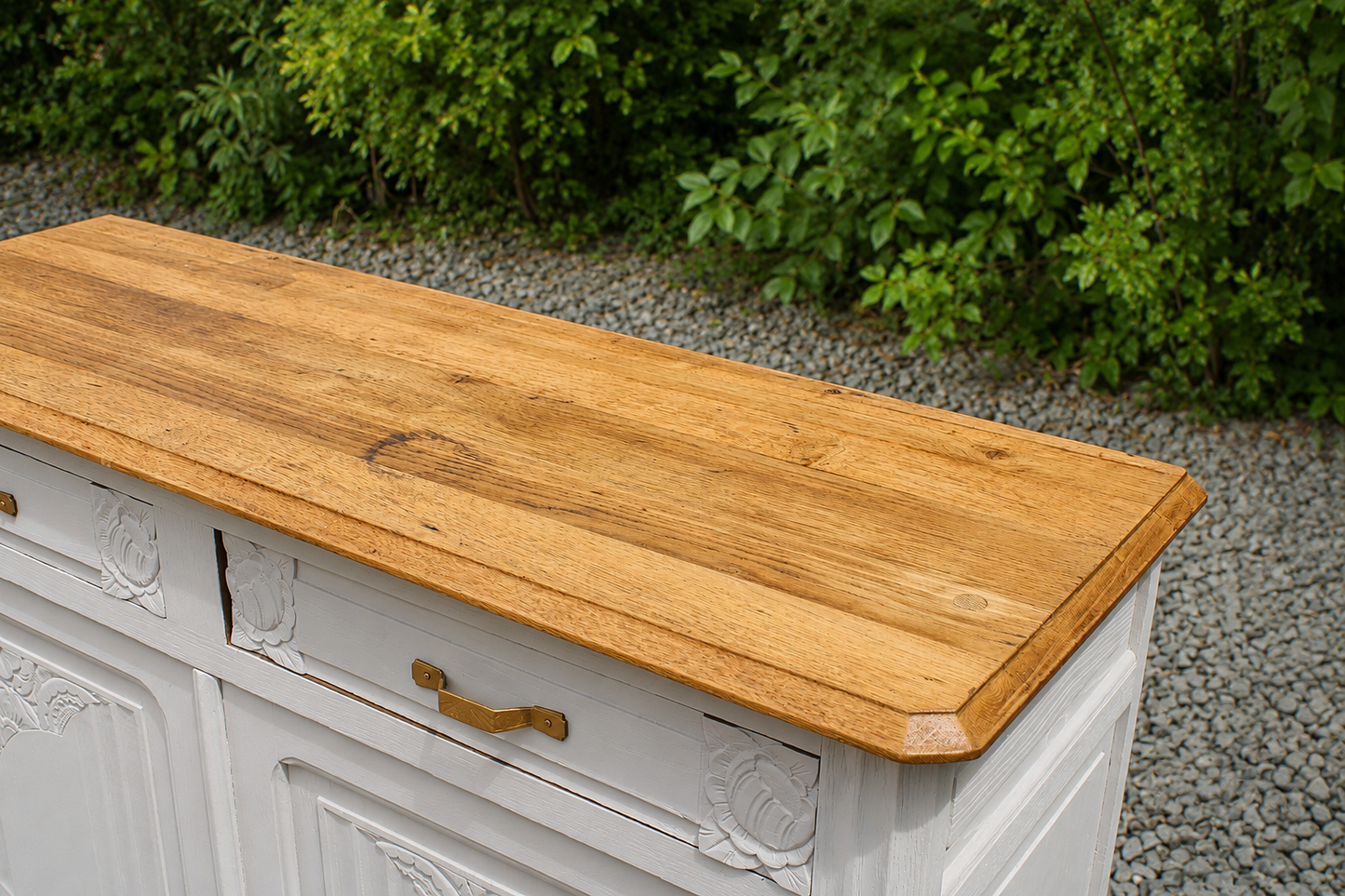 Buffet Art Déco rénové en bouleau – Plateau en chêne massif verni - VENDU