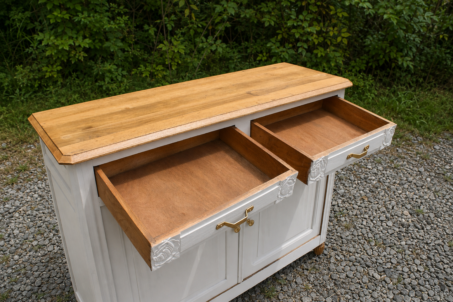 Buffet Art Déco rénové en bouleau – Plateau en chêne massif verni - VENDU