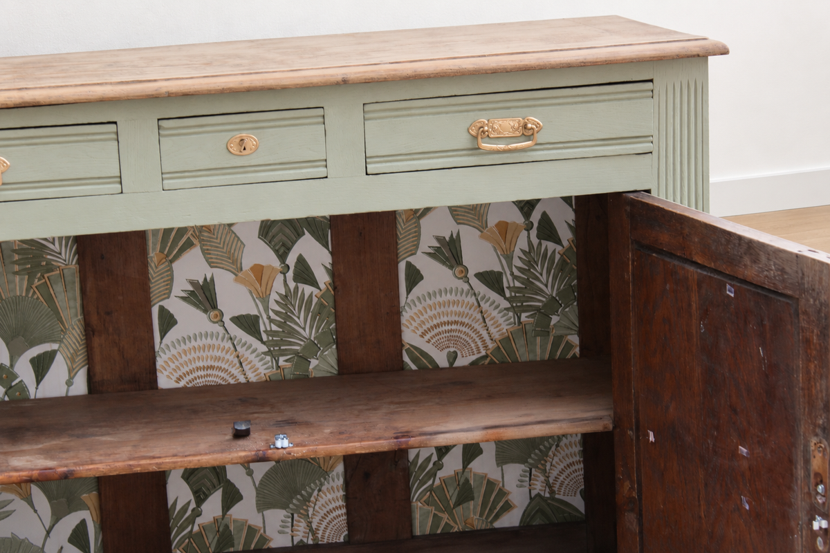 Buffet ancien style Art déco en chêne massif – Vert Lézard Pure & Paint et bois naturel – 121 cm