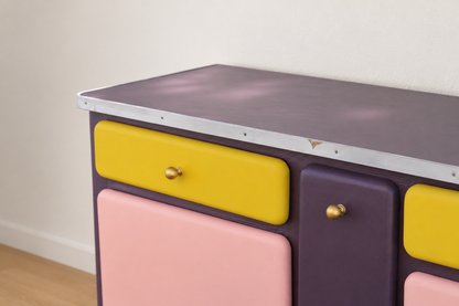 Buffet Mado rénové – buffet bas vintage aubergine - VENDU