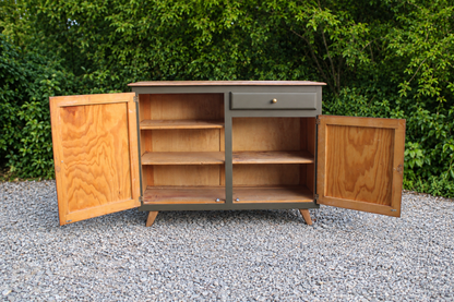 Buffet Mado vintage rénové kaki et bois – 2 portes et 1 tiroir
