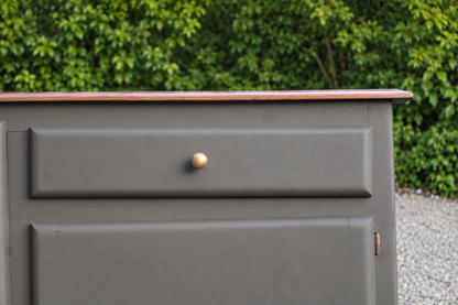 Buffet Mado vintage rénové kaki et bois – 2 portes et 1 tiroir