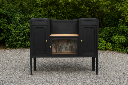 Buffet vintage revisité noir & laiton – meuble vitré esprit Art déco / parisien