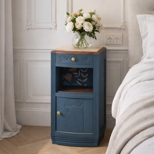 Chevet Art Déco rénové – Bleu des Vosges & plateau marbre