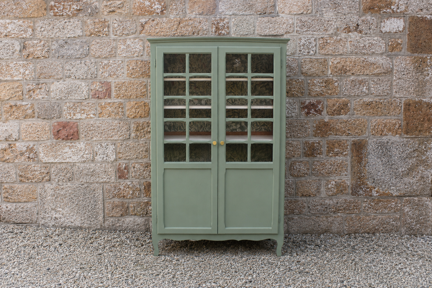 Vitrine ancienne rénovée – Vert Treillis