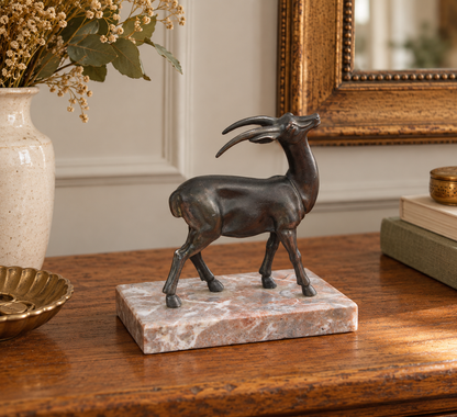 Sculpture vintage antilope gazelle en métal patiné sur socle en marbre – style Art déco