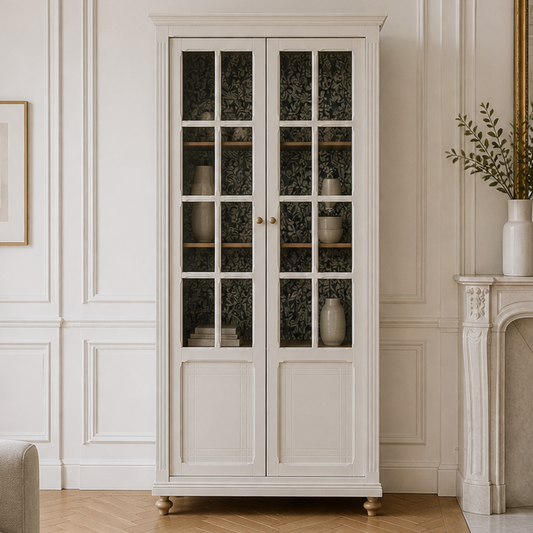 Vitrine parisienne ancienne rénovée – blanc cassé