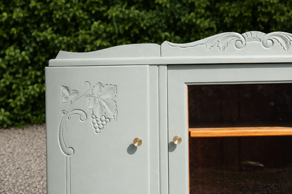 Enfilade Art Déco en bois massif – Vert de gris – 140 cm