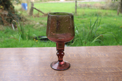 Grand photophore sur pied en verre bullé améthyste – H27 cm