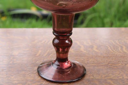 Grand photophore sur pied en verre bullé améthyste – H27 cm