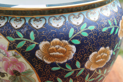 Grand cache-pot chinois en porcelaine polychrome – fleurs et oiseaux – Ø33 cm