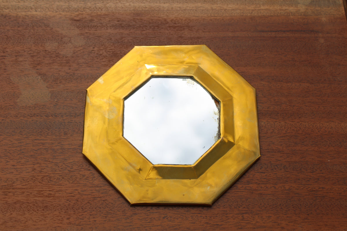 Petit miroir octogonal vintage en métal doré – style Art déco 19 cm