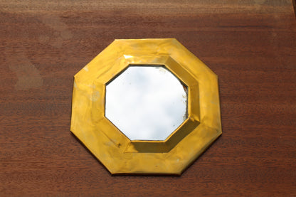 Petit miroir octogonal vintage en métal doré – style Art déco 19 cm