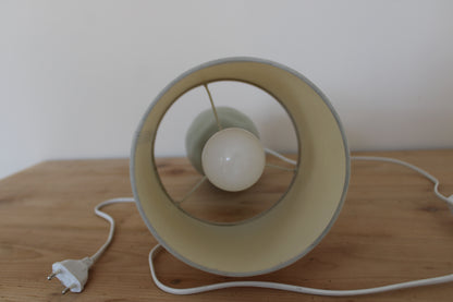 Lampe à poser vert sauge avec abat-jour écru – lampe de chevet style organique