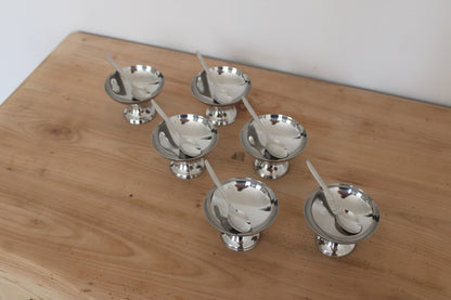 Service vintage de 6 coupes à dessert en métal argenté avec cuillères – coupes à glace sur pied