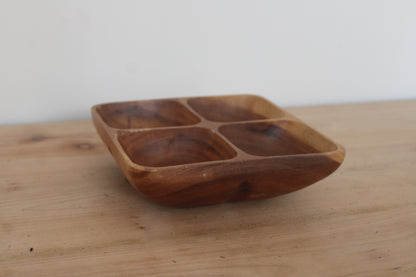 Plateau apéritif vintage en bois exotique – plat 4 compartiments style monkey pod
