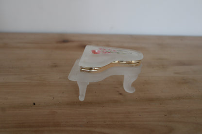 Boîte à bijoux vintage en forme de piano – verre dépoli peint main Creazioni Susy Italie
