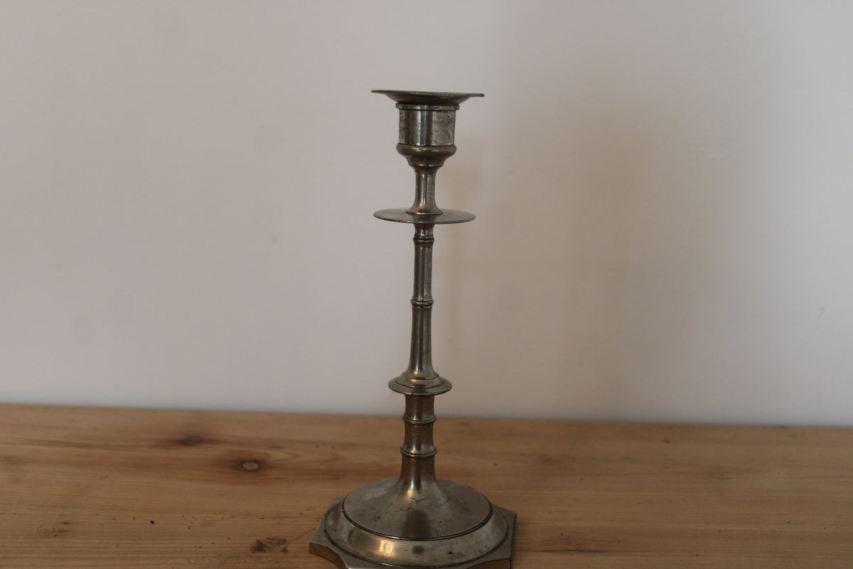 Bougeoir ancien en métal argenté – chandelier haut vintage H25 cm