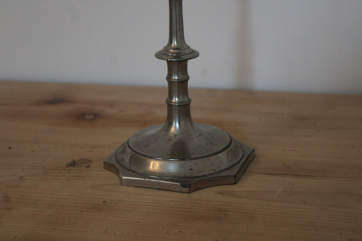 Bougeoir ancien en métal argenté – chandelier haut vintage H25 cm