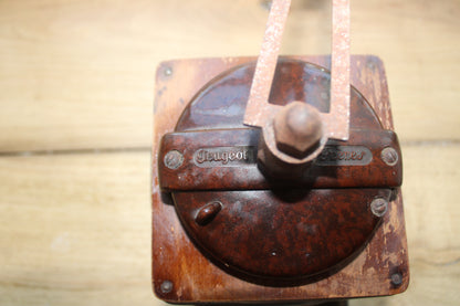 Moulin à café vintage Peugeot Frères Peuginox – Inox, bois et bakélite – Années 50/60