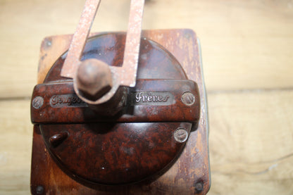 Moulin à café vintage Peugeot Frères Peuginox – Inox, bois et bakélite – Années 50/60