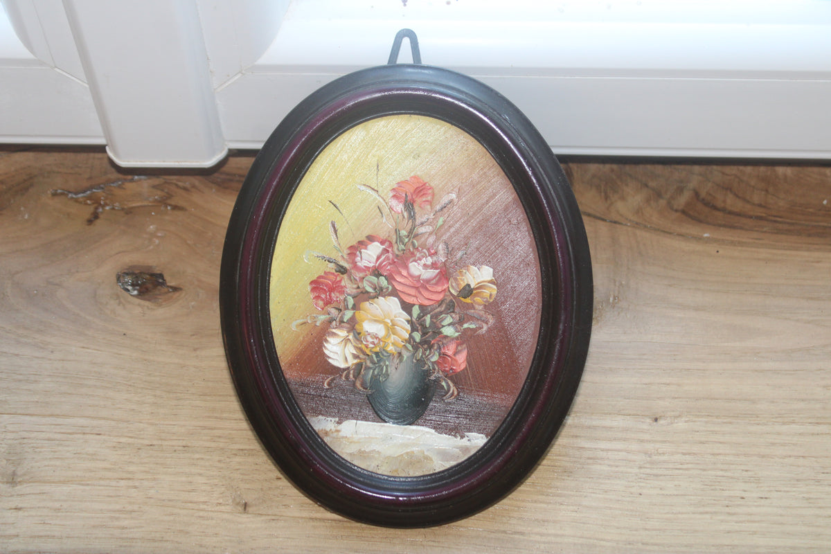 Petit tableau ovale vintage – Bouquet de fleurs peint en relief – Cadre bordeaux rétro