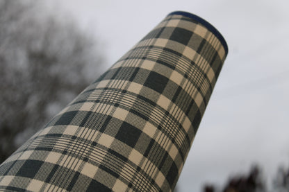 Lampe de table – Pied céramique bleu & abat-jour tartan