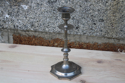 Bougeoir en métal – pied octogonal