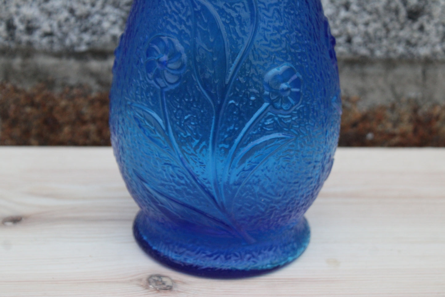 Vase vintage en verre bleu – Constantin – Made in Italy