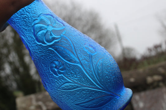 Vase vintage en verre bleu – Constantin – Made in Italy