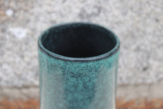 Vase cylindrique en céramique vert profond – H24 cm