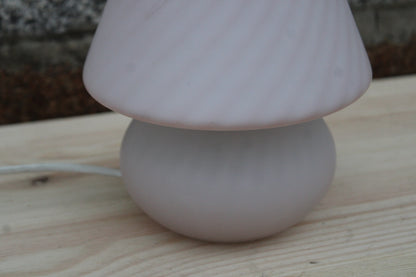 Lampe vintage en verre opalin – style Murano