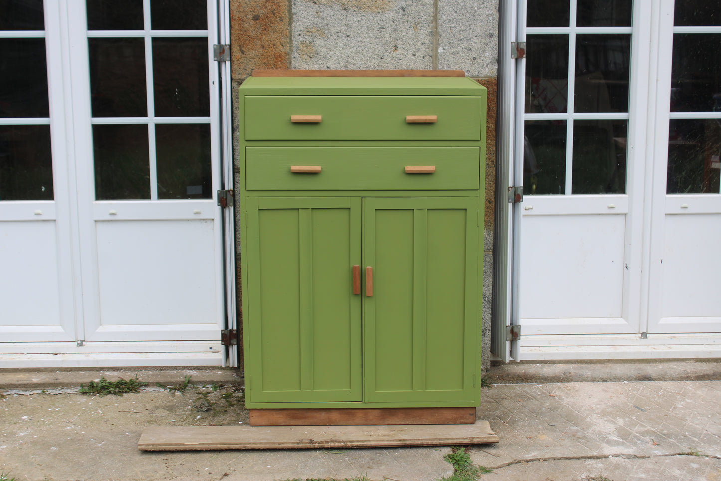 Buffet ancien rénové – Vert Herbarium (Libéron) - VENDU