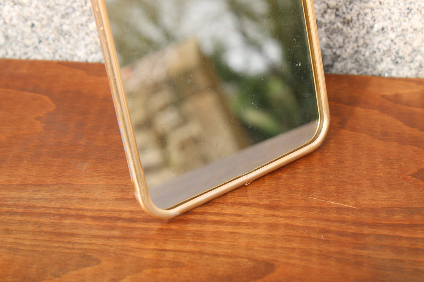 Petit miroir vintage à poser – cadre métal doré style barbier