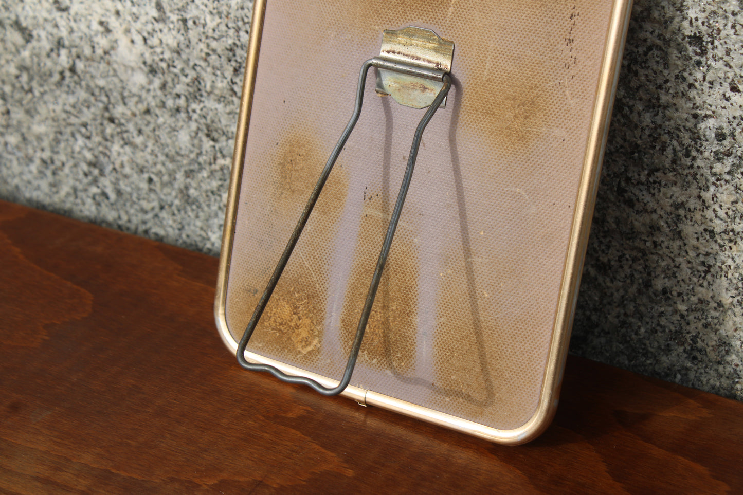 Petit miroir vintage à poser – cadre métal doré style barbier