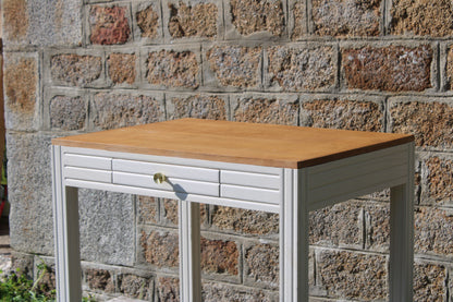 Petit bureau esprit Art Déco console Art Déco rénovée – blanc beige “Troublant” & plateau bois - VENDU