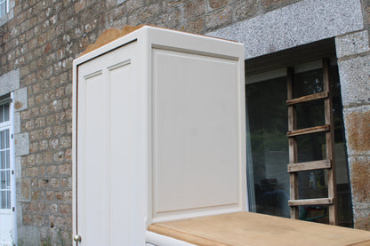 Armoire asymétrique en chêne massif – Style Art Déco revisité