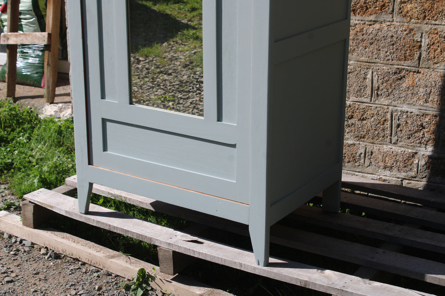 Armoire vintage rénovée – Style haussmannien / campagne chic