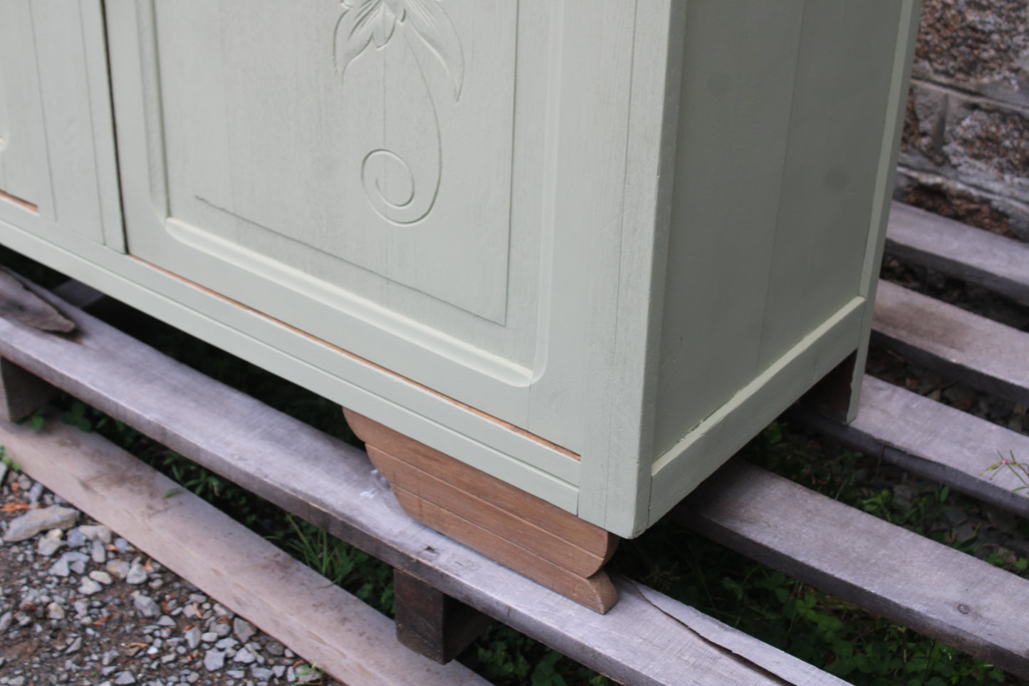 Buffet vintage Art Déco rénové • Vert Lézard Pure & Paint - VENDU