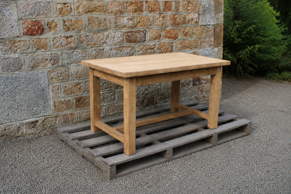 Table de ferme en chêne massif – 4 à 6 convives