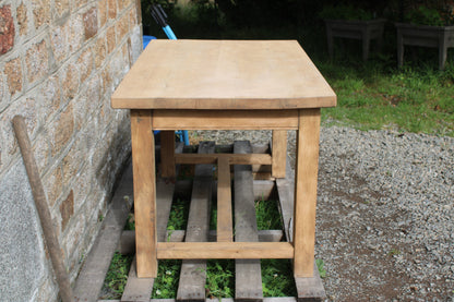 Table de ferme en chêne massif – 4 à 6 convives