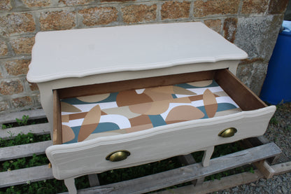 Commode vintage rénovée Greige Galuchat – Style campagne chic