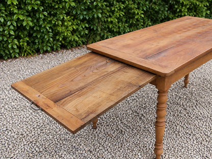 Table de ferme ancienne en bois – pieds tournés, tiroir et rallonge d’appoint - VENDU