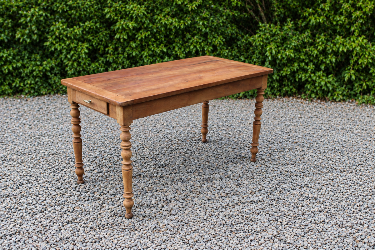 Table de ferme ancienne en bois – pieds tournés, tiroir et rallonge d’appoint - VENDU