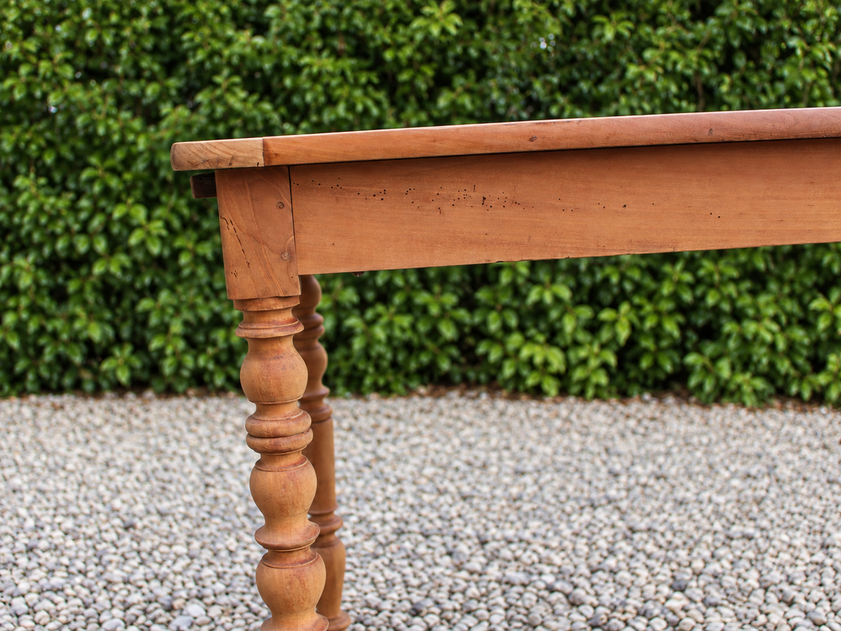 Table de ferme ancienne en bois – pieds tournés, tiroir et rallonge d’appoint - VENDU